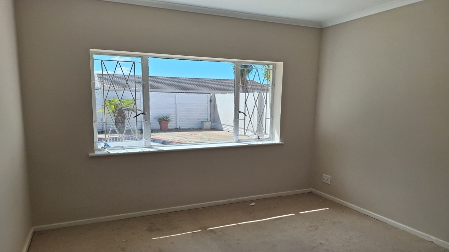 4 Bedroom Property for Sale in Brymore Eastern Cape